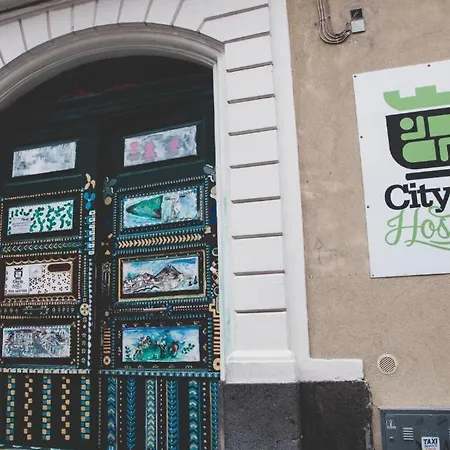 In City-in * カターニア