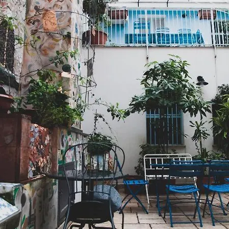 In City-in אכסניה קטאניה