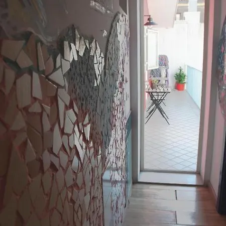Хостел In City-in Катания