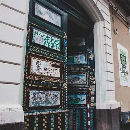 In City-in Катания