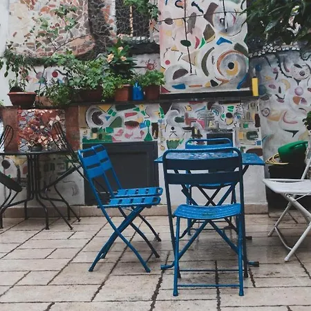 Hostel In City-in Catania